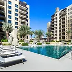One Bedroom Apartment In Madinat Jumeirah Levinik